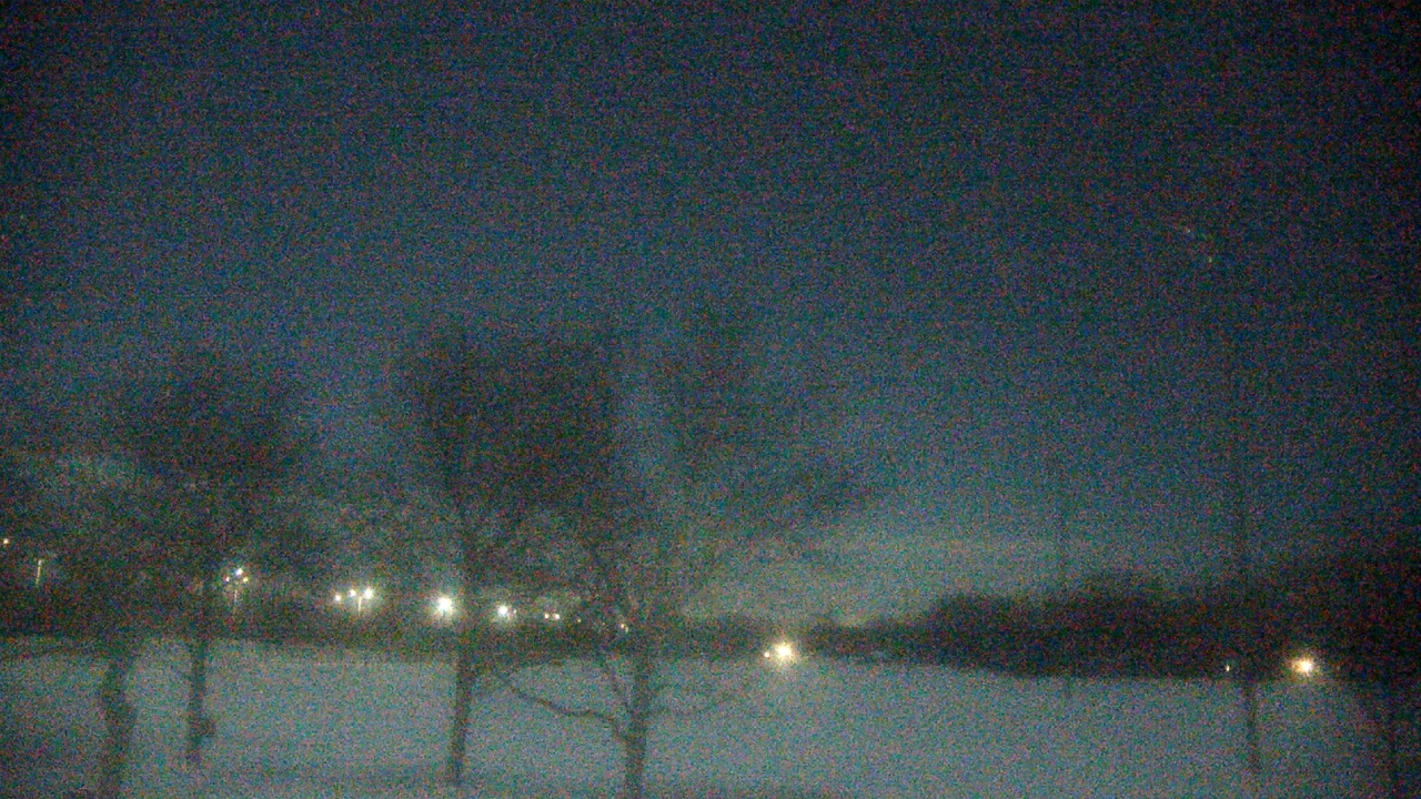 Thumbnail for current weather camera view from Caruso Middle School in Deerfield, Illinois