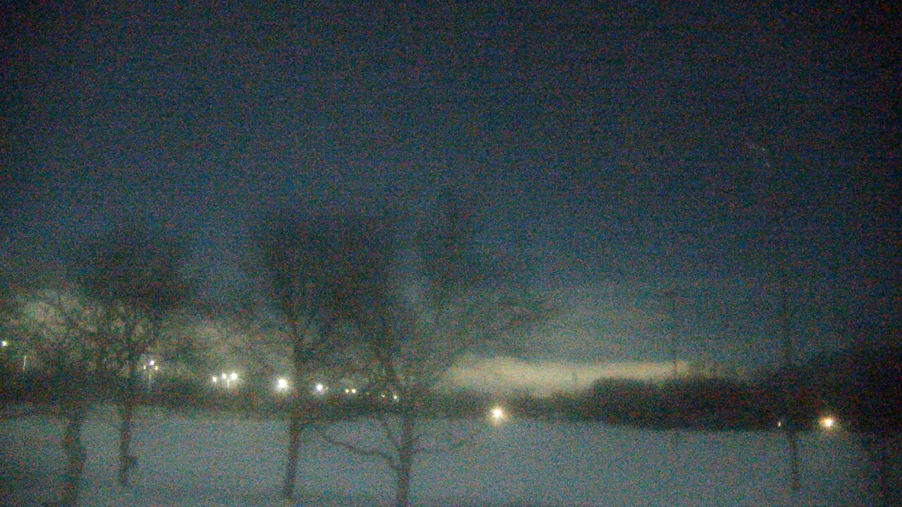 Thumbnail for current weather camera view from Caruso Middle School in Deerfield, Illinois