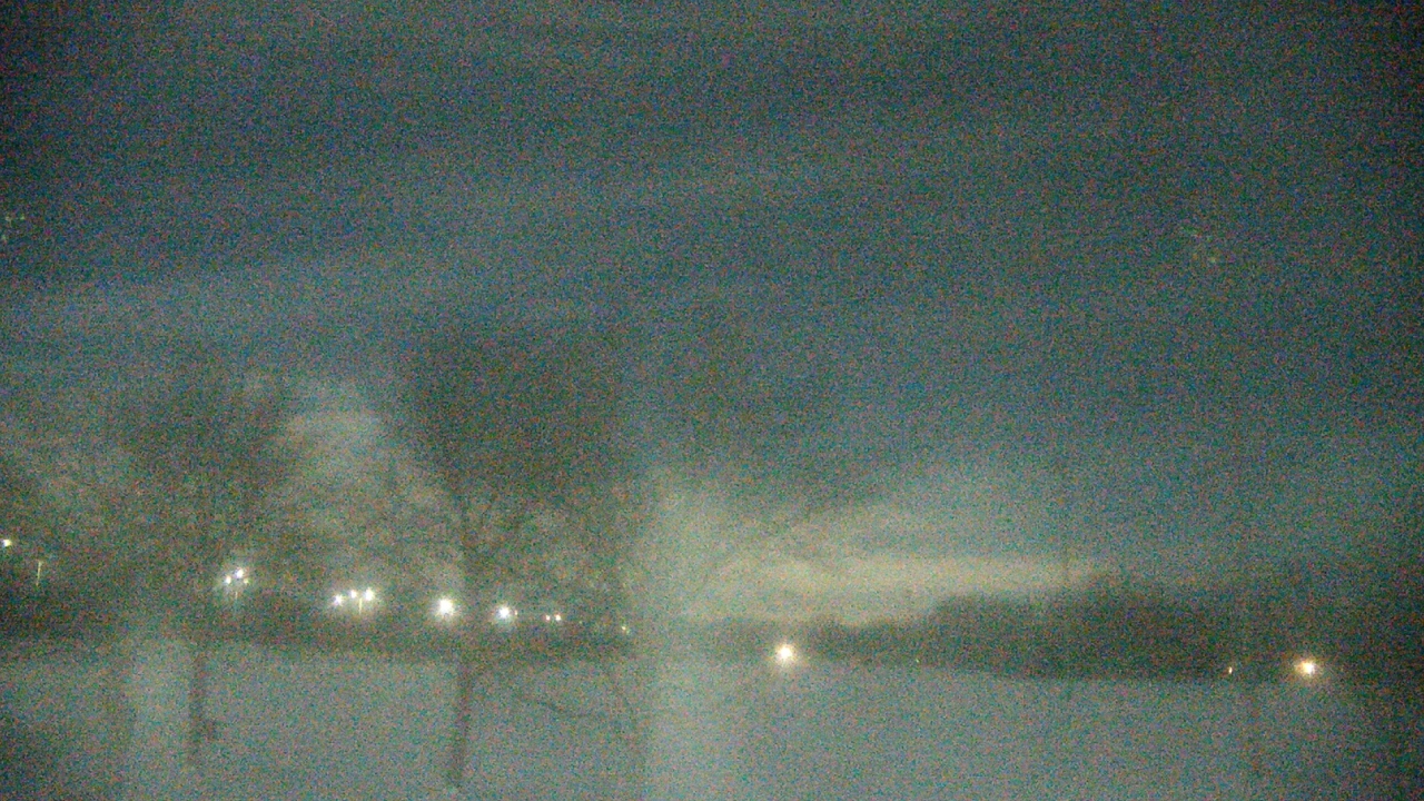 Thumbnail for current weather camera view from Caruso Middle School in Deerfield, Illinois