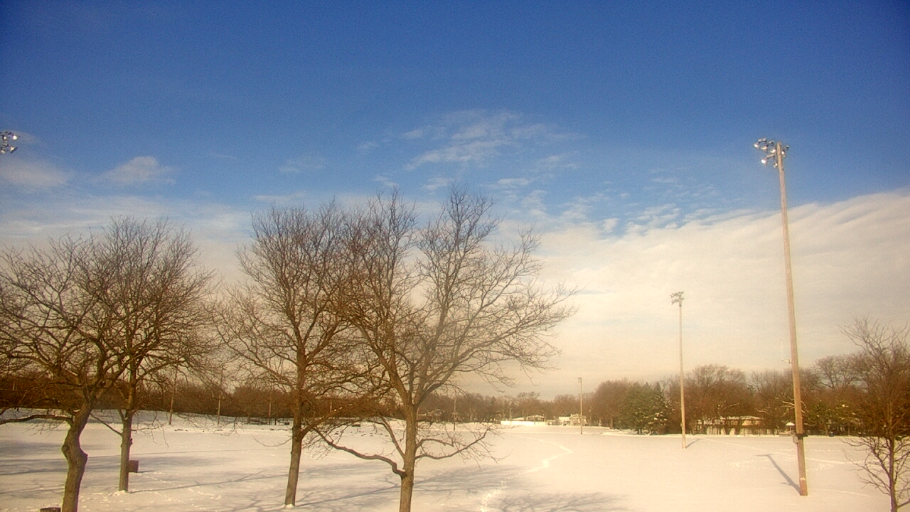 Thumbnail for current weather camera view from Caruso Middle School in Deerfield, Illinois