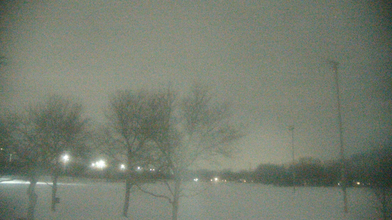 Thumbnail for current weather camera view from Caruso Middle School in Deerfield, Illinois