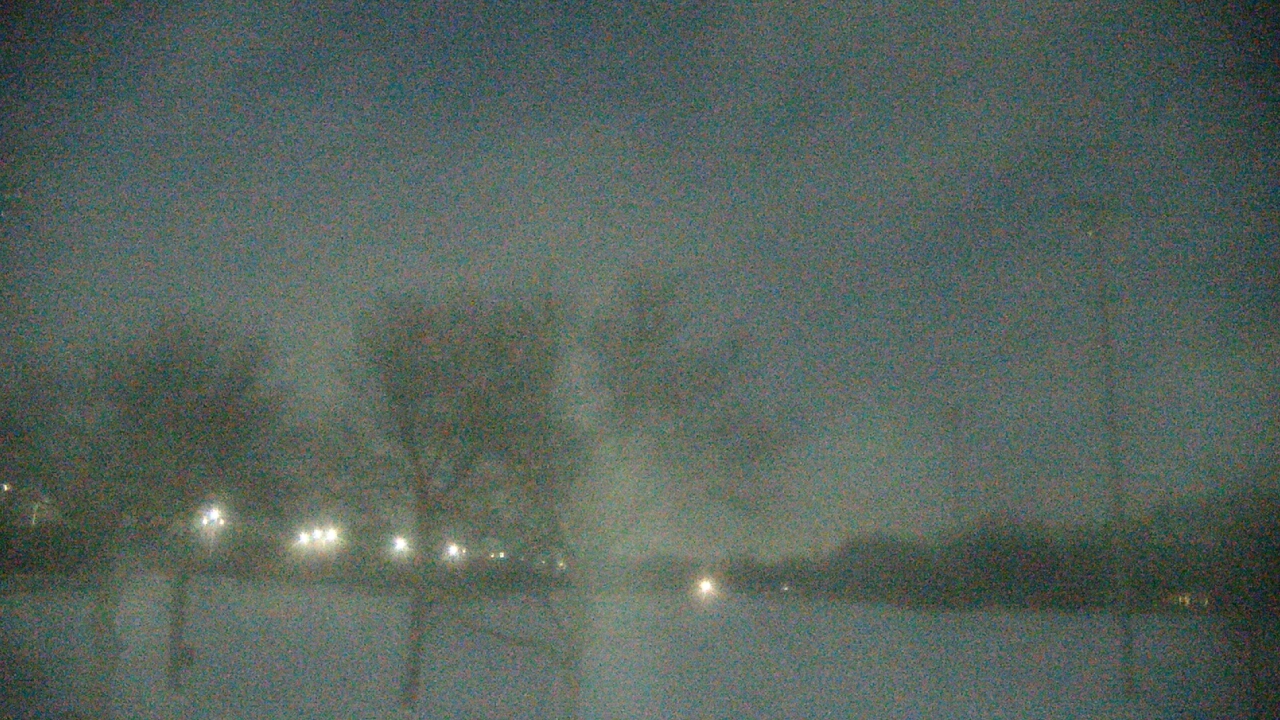 Thumbnail for current weather camera view from Caruso Middle School in Deerfield, Illinois