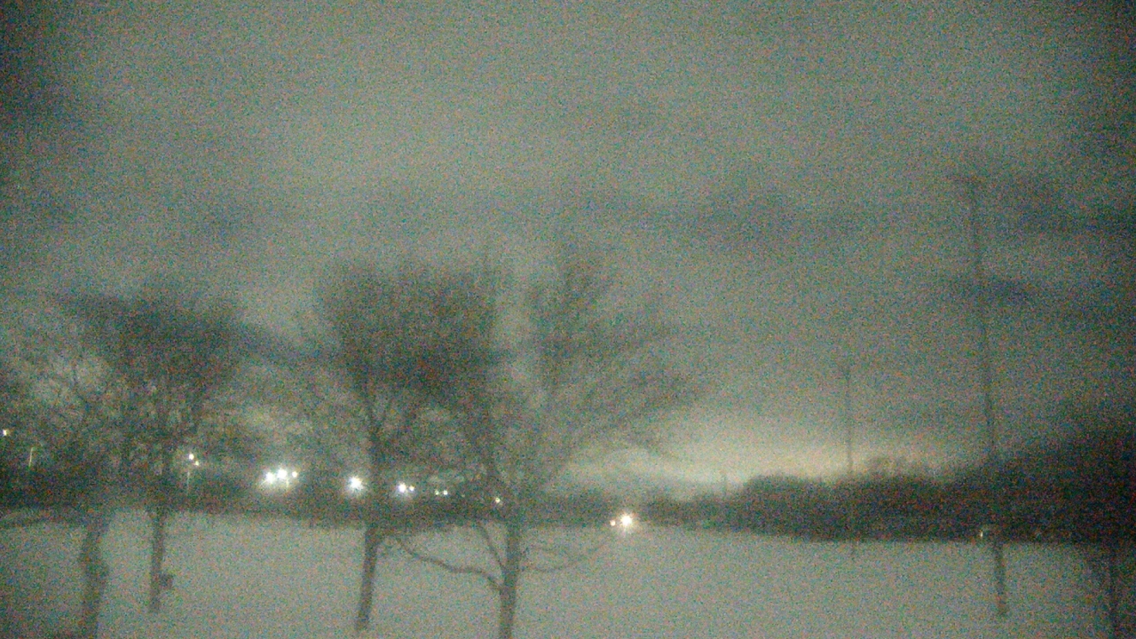 Thumbnail for current weather camera view from Caruso Middle School in Deerfield, Illinois