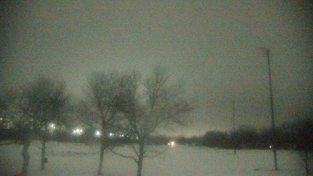 Thumbnail for current weather camera view from Caruso Middle School in Deerfield, Illinois
