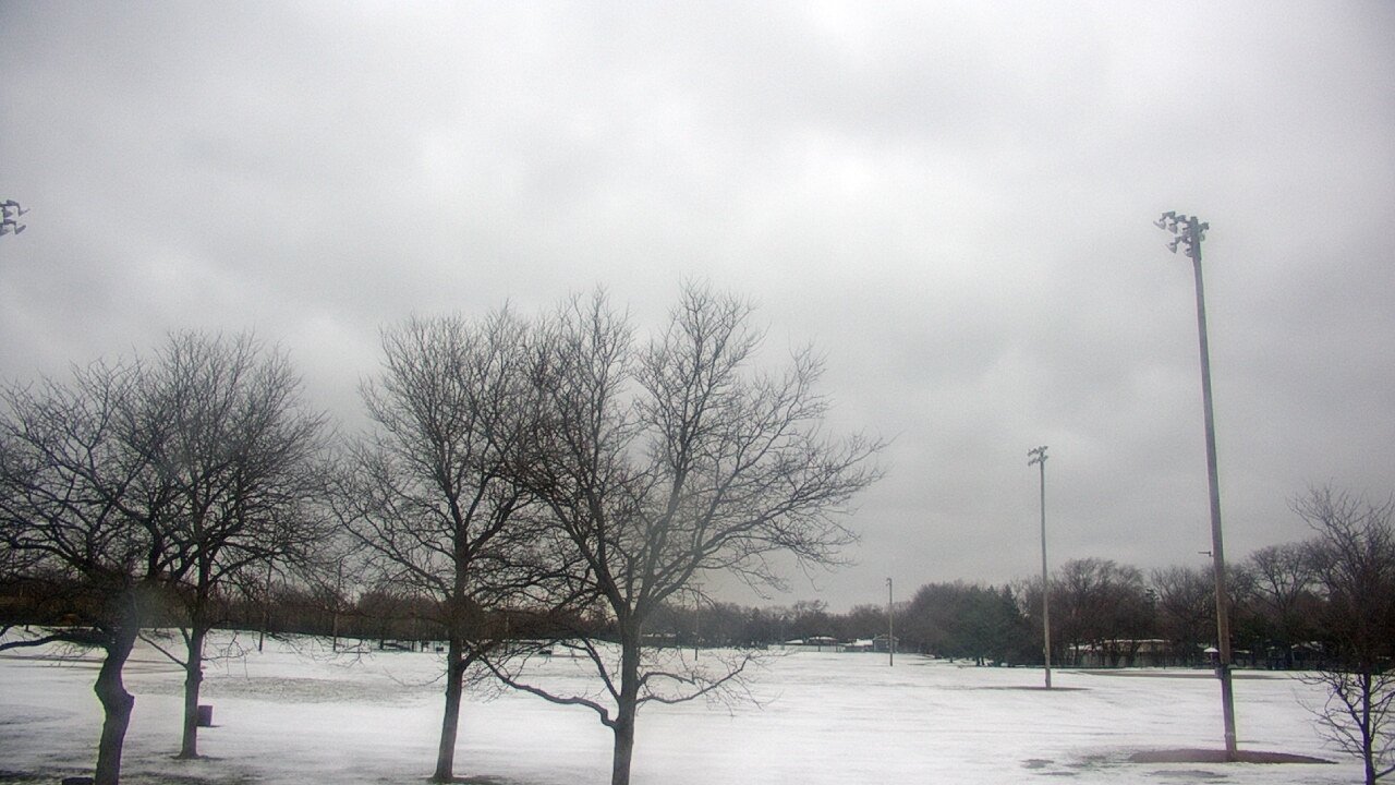 Thumbnail for current weather camera view from Caruso Middle School in Deerfield, Illinois