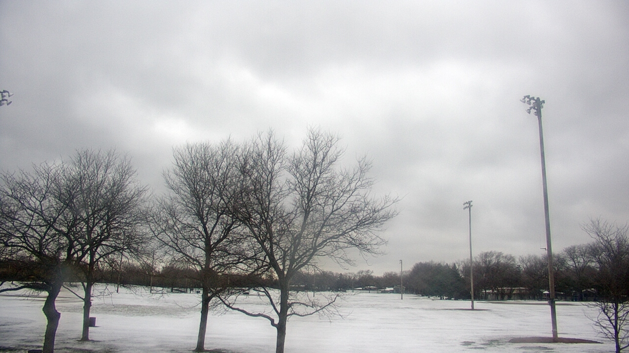 Thumbnail for current weather camera view from Caruso Middle School in Deerfield, Illinois