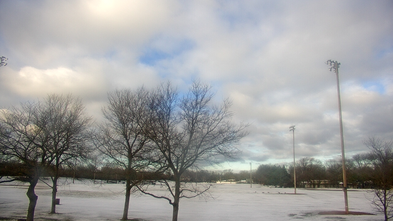Thumbnail for current weather camera view from Caruso Middle School in Deerfield, Illinois
