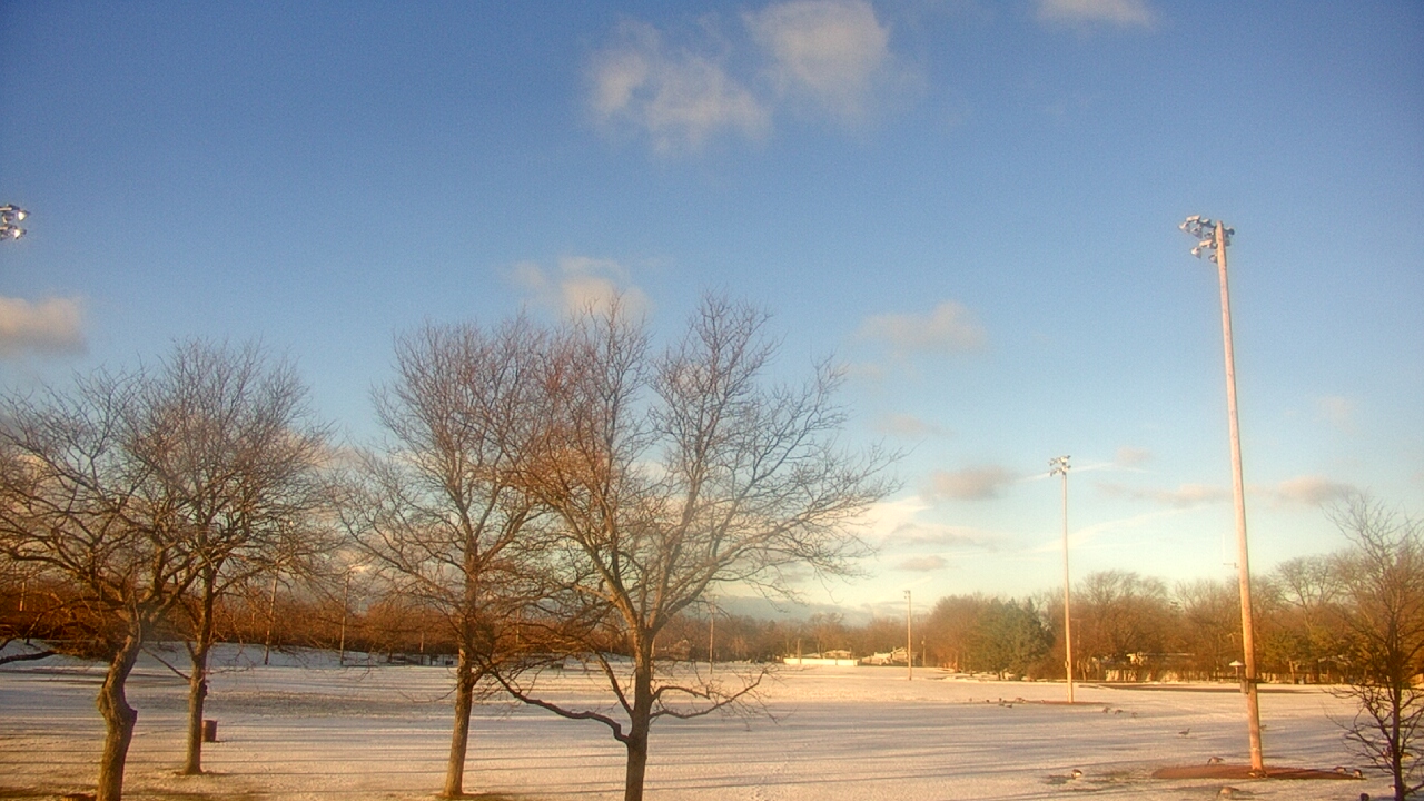 Thumbnail for current weather camera view from Caruso Middle School in Deerfield, Illinois