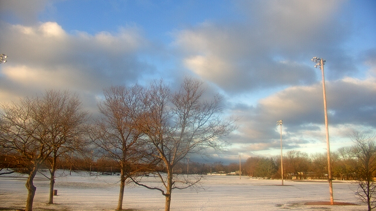 Thumbnail for current weather camera view from Caruso Middle School in Deerfield, Illinois