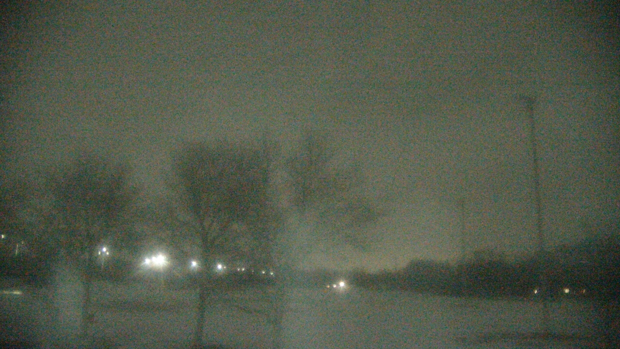 Thumbnail for current weather camera view from Caruso Middle School in Deerfield, Illinois