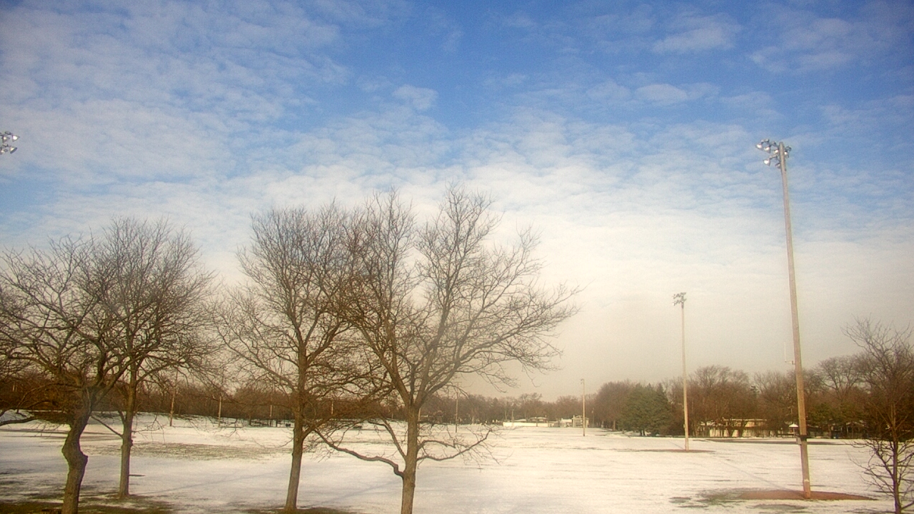 Thumbnail for current weather camera view from Caruso Middle School in Deerfield, Illinois