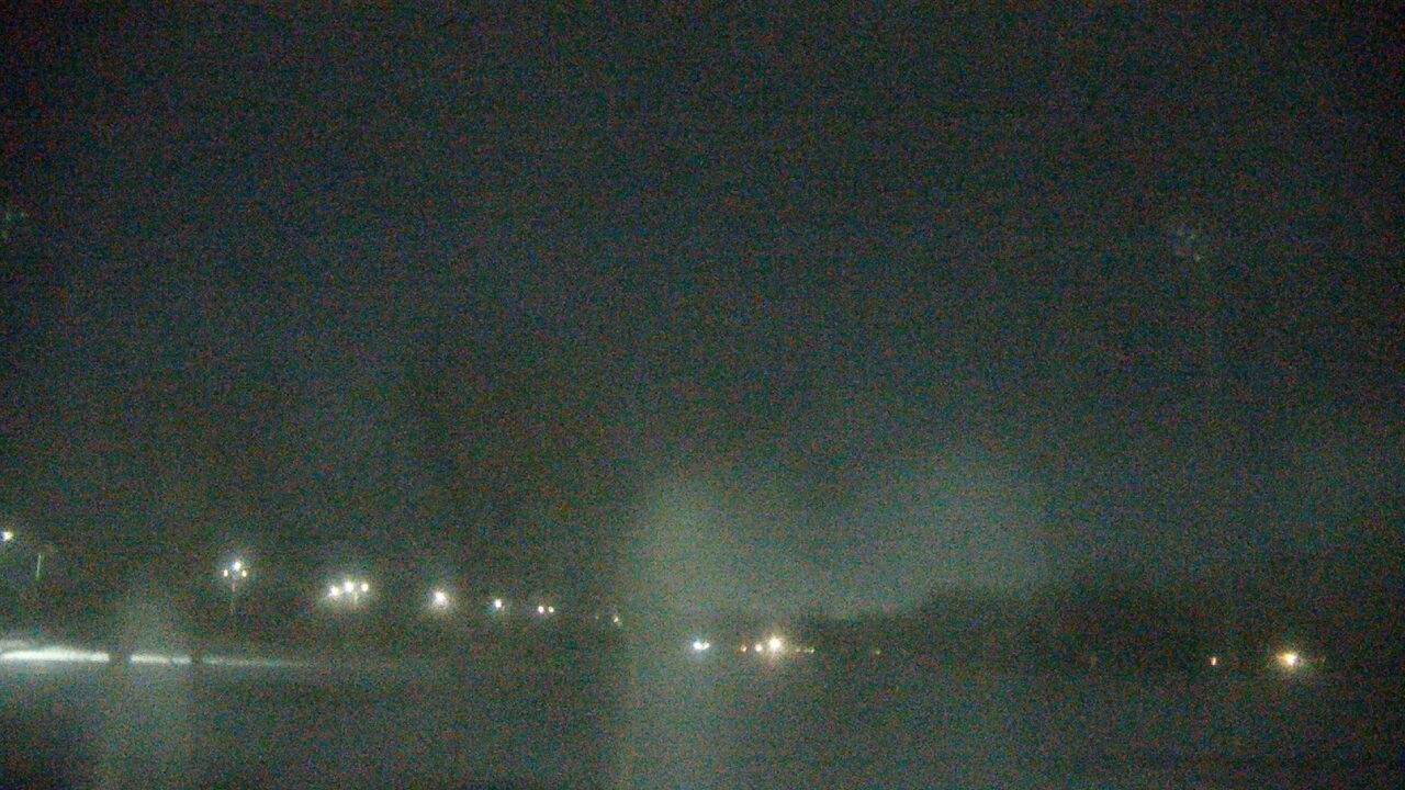 Thumbnail for current weather camera view from Caruso Middle School in Deerfield, Illinois