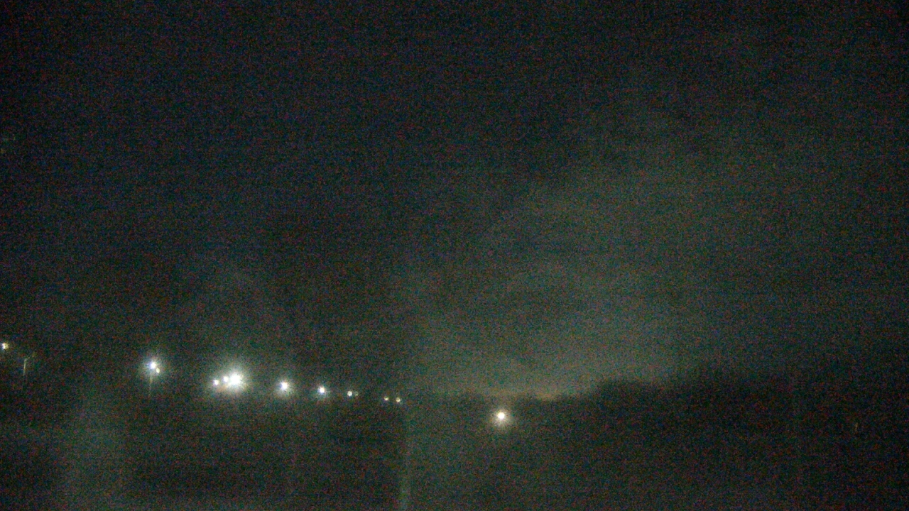 Thumbnail for current weather camera view from Caruso Middle School in Deerfield, Illinois