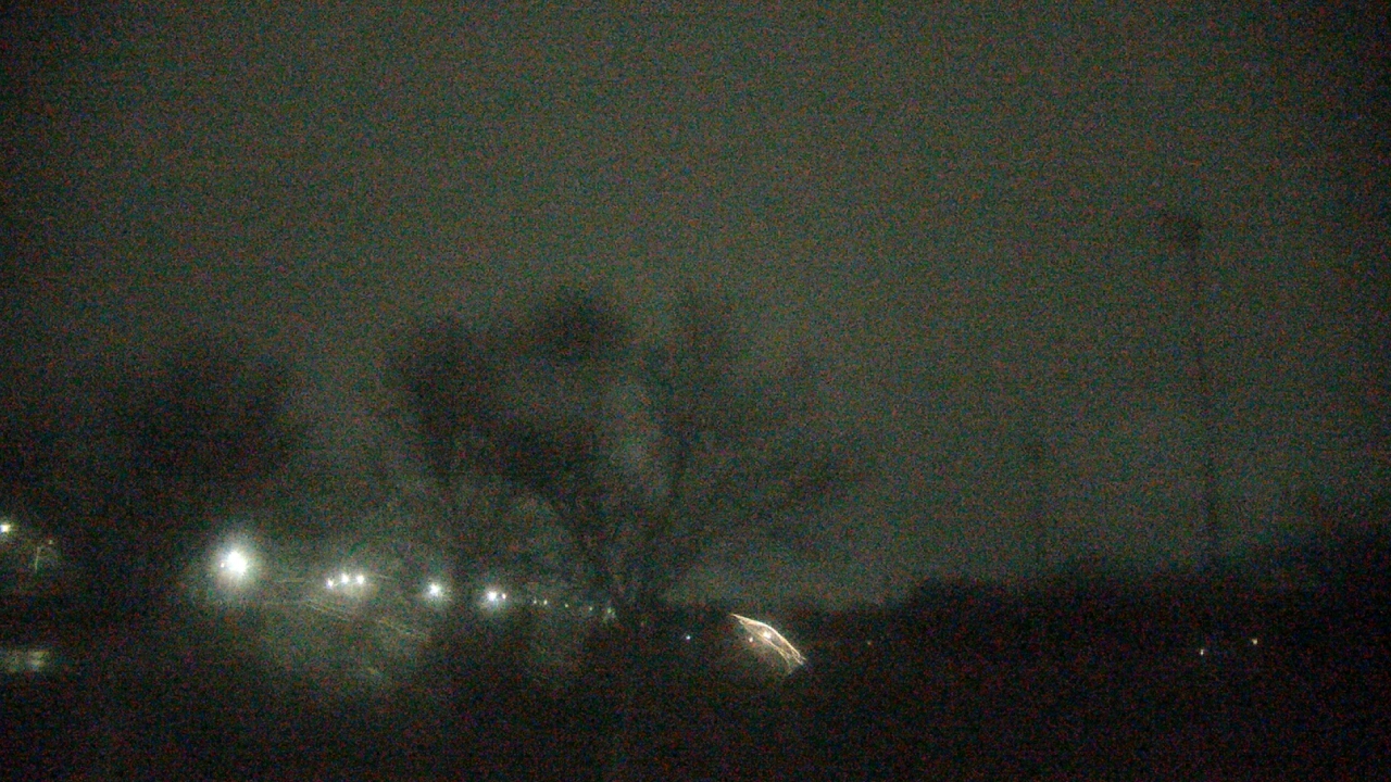 Thumbnail for current weather camera view from Caruso Middle School in Deerfield, Illinois