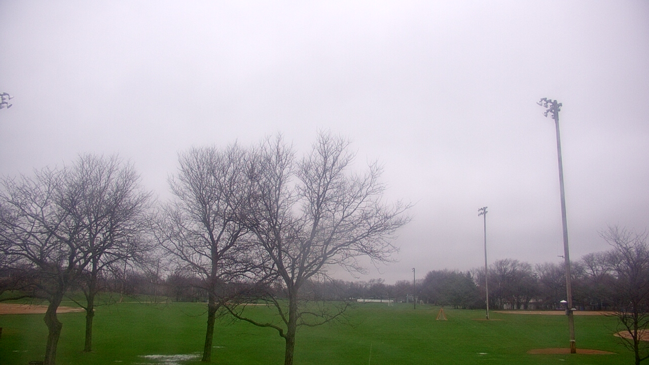 Thumbnail for current weather camera view from Caruso Middle School in Deerfield, Illinois