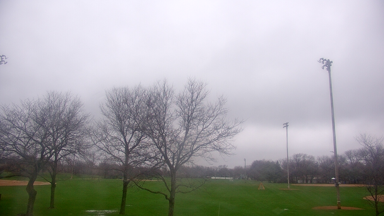 Thumbnail for current weather camera view from Caruso Middle School in Deerfield, Illinois