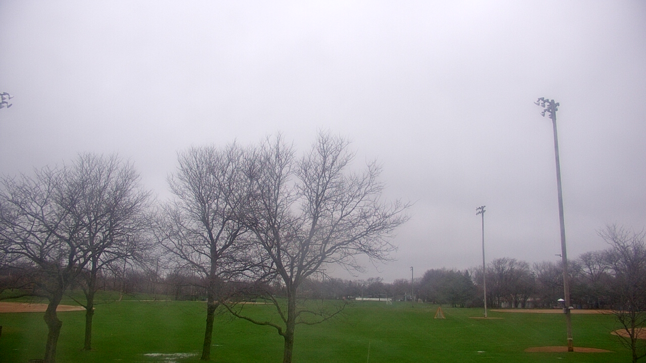 Thumbnail for current weather camera view from Caruso Middle School in Deerfield, Illinois