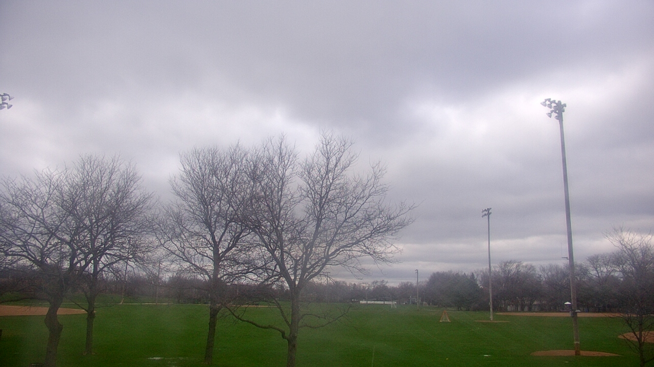 Thumbnail for current weather camera view from Caruso Middle School in Deerfield, Illinois