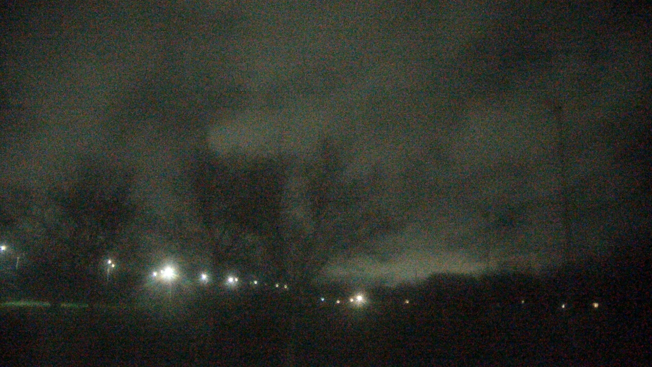 Thumbnail for current weather camera view from Caruso Middle School in Deerfield, Illinois