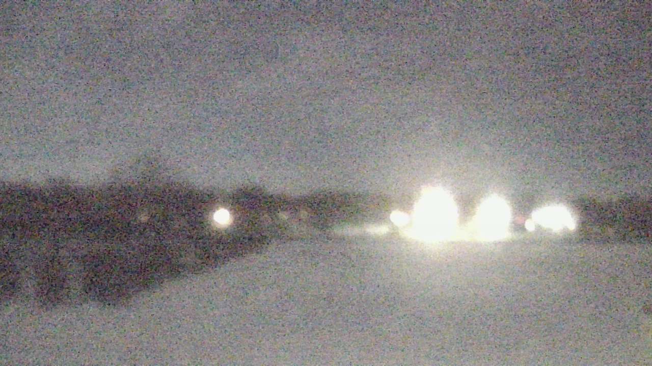 Thumbnail for current weather camera view from Shepard MS in Deerfield, Illinois