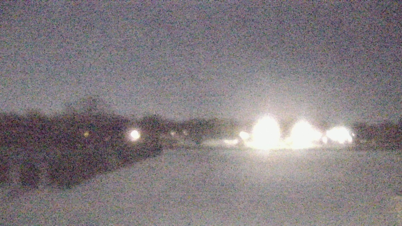 Thumbnail for current weather camera view from Shepard MS in Deerfield, Illinois