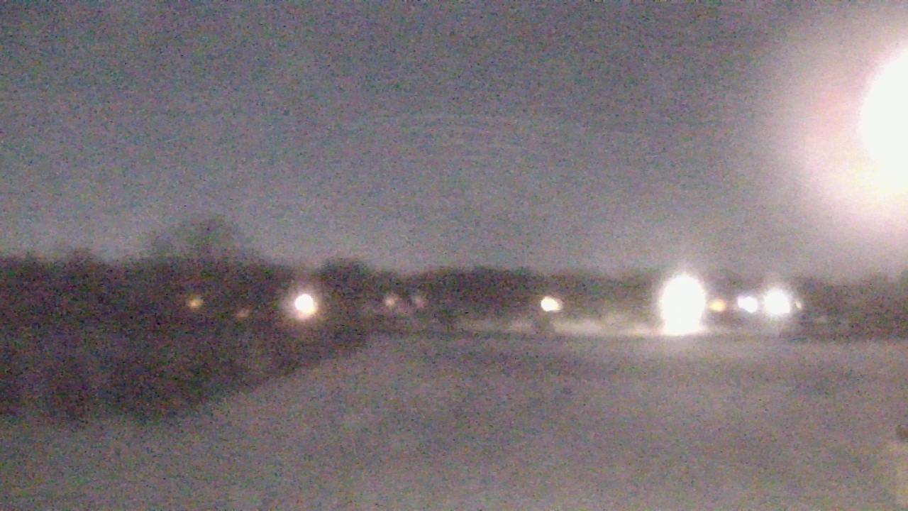 Thumbnail for current weather camera view from Shepard MS in Deerfield, Illinois
