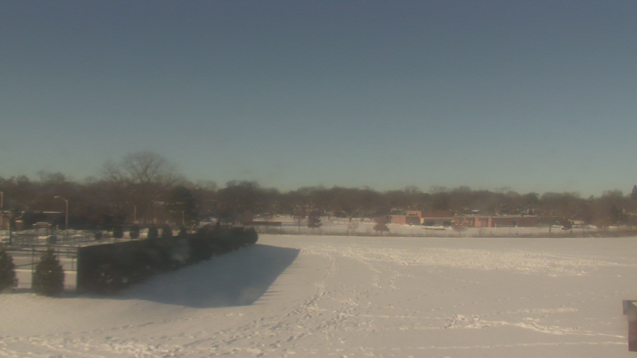 Thumbnail for current weather camera view from Shepard MS in Deerfield, Illinois