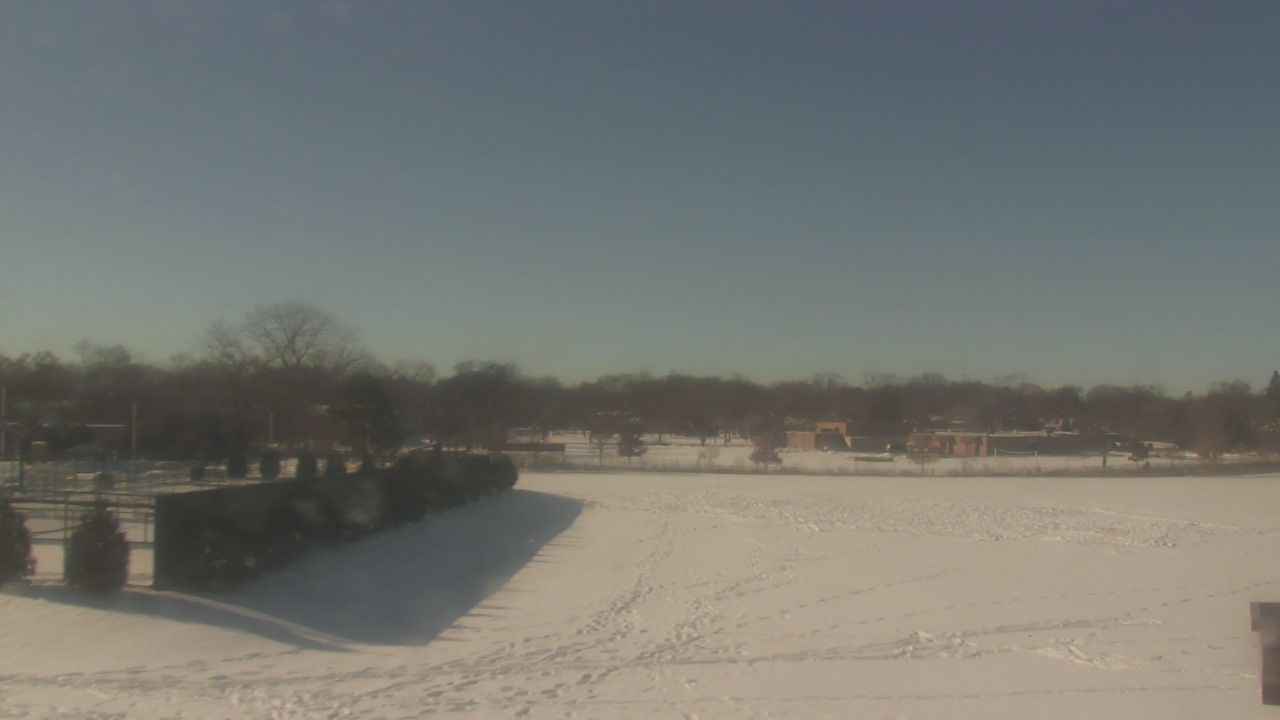 Thumbnail for current weather camera view from Shepard MS in Deerfield, Illinois