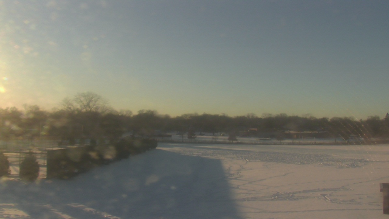 Thumbnail for current weather camera view from Shepard MS in Deerfield, Illinois