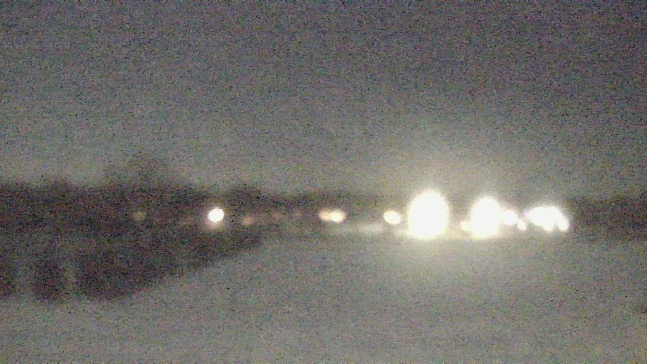 Thumbnail for current weather camera view from Shepard MS in Deerfield, Illinois