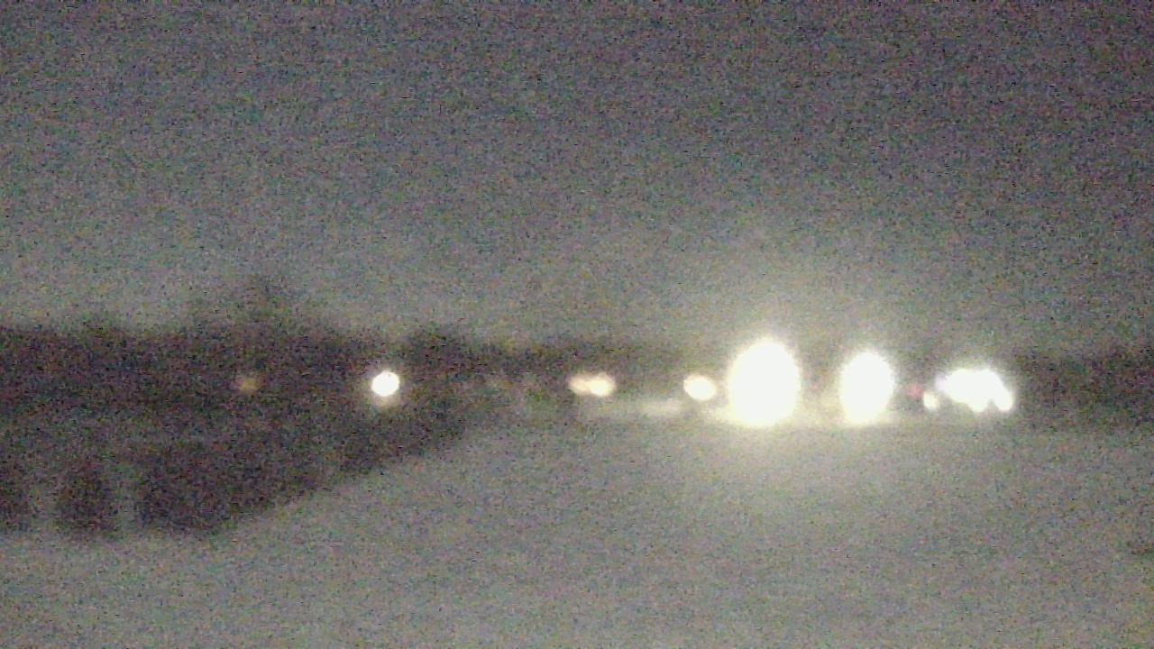 Thumbnail for current weather camera view from Shepard MS in Deerfield, Illinois