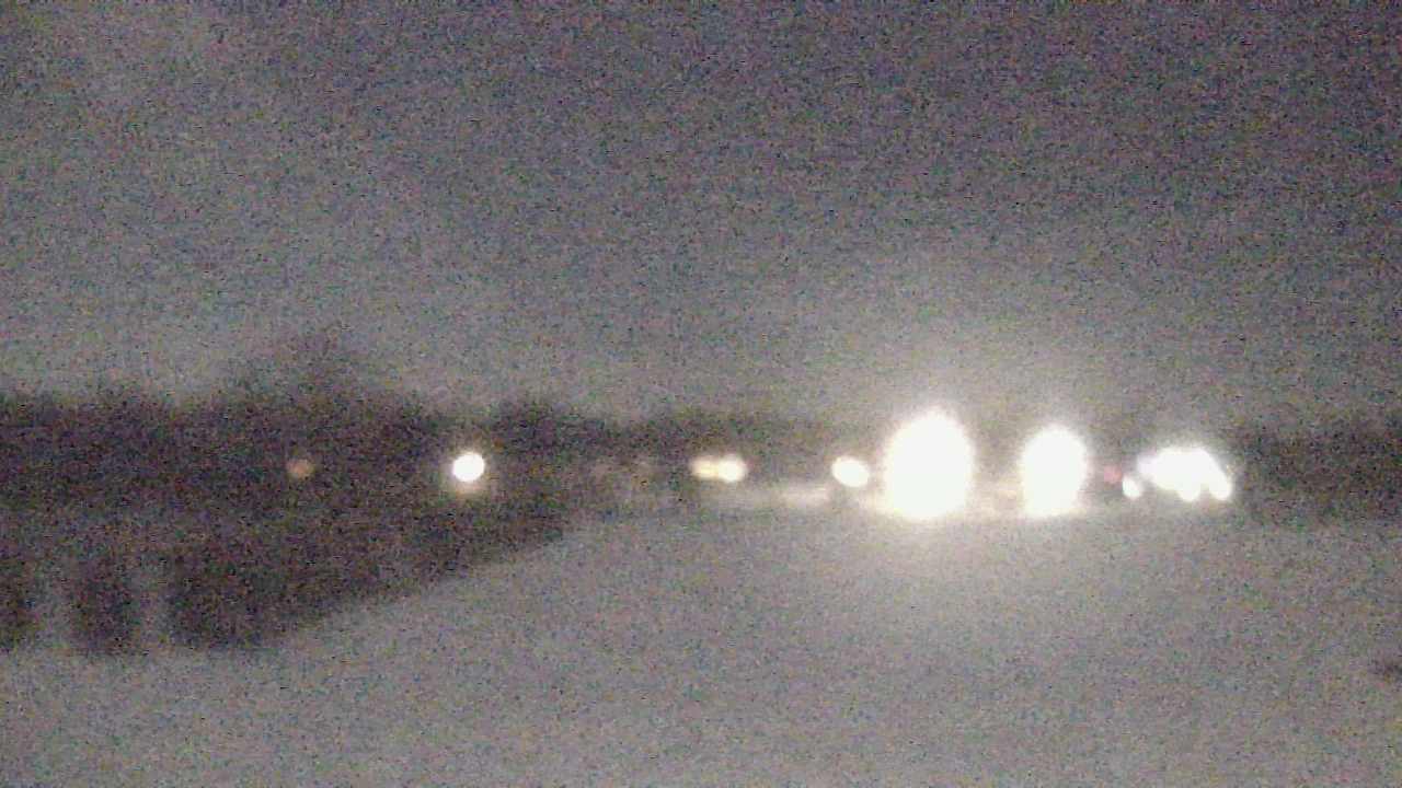 Thumbnail for current weather camera view from Shepard MS in Deerfield, Illinois