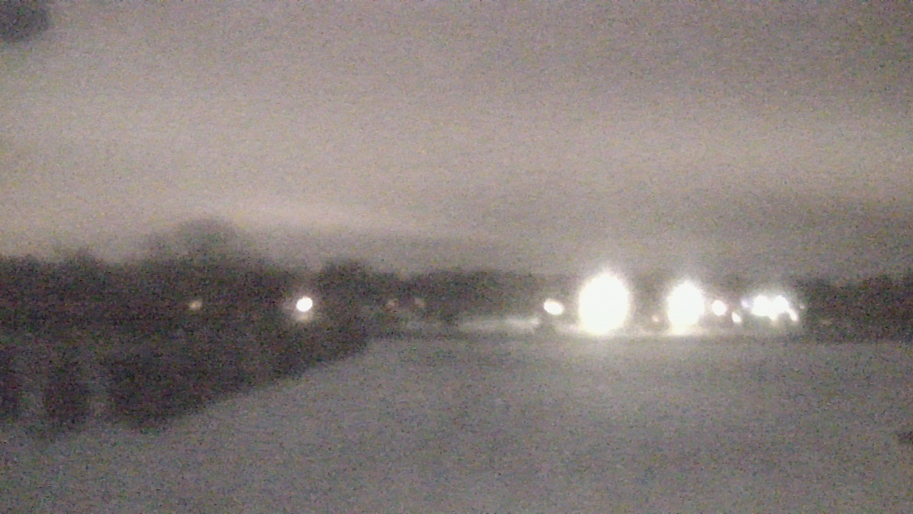 Thumbnail for current weather camera view from Shepard MS in Deerfield, Illinois
