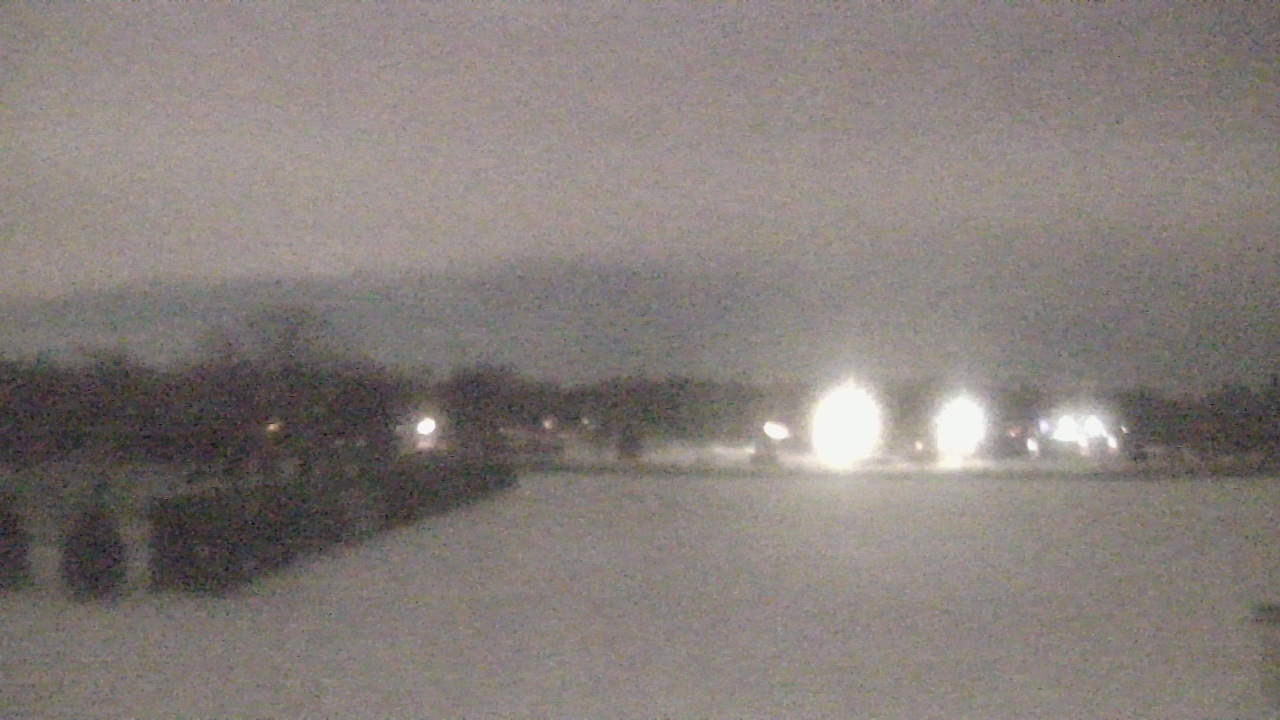 Thumbnail for current weather camera view from Shepard MS in Deerfield, Illinois
