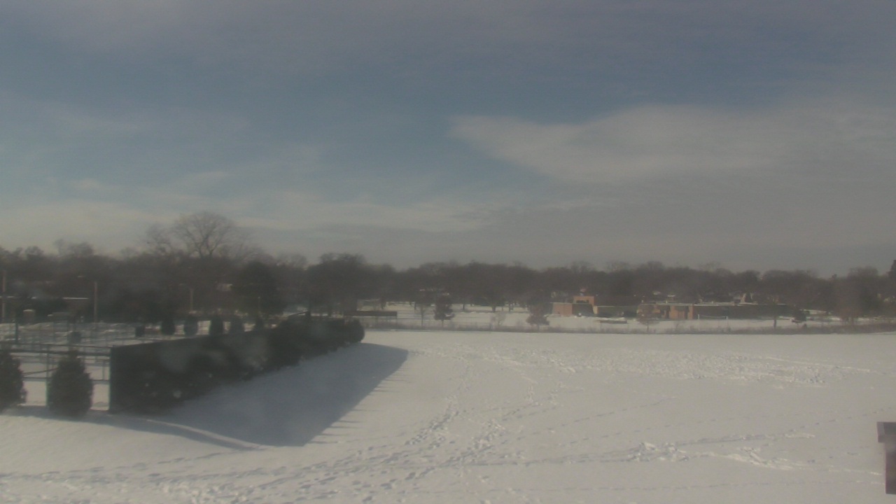 Thumbnail for current weather camera view from Shepard MS in Deerfield, Illinois