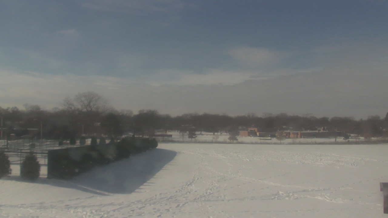 Thumbnail for current weather camera view from Shepard MS in Deerfield, Illinois