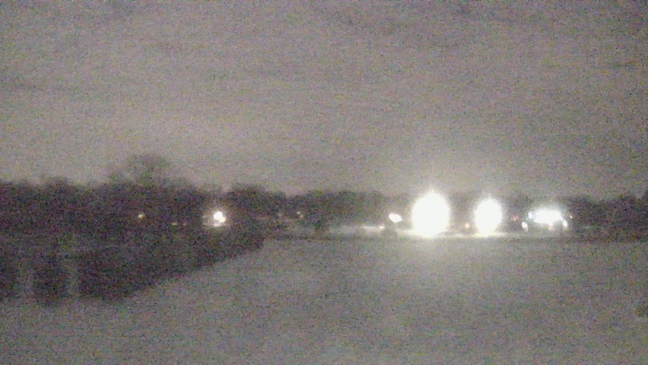 Thumbnail for current weather camera view from Shepard MS in Deerfield, Illinois