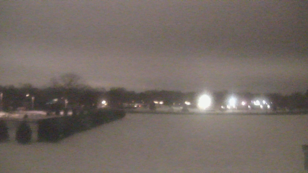 Thumbnail for current weather camera view from Shepard MS in Deerfield, Illinois