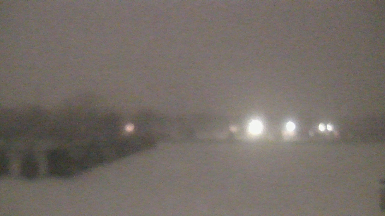 Thumbnail for current weather camera view from Shepard MS in Deerfield, Illinois