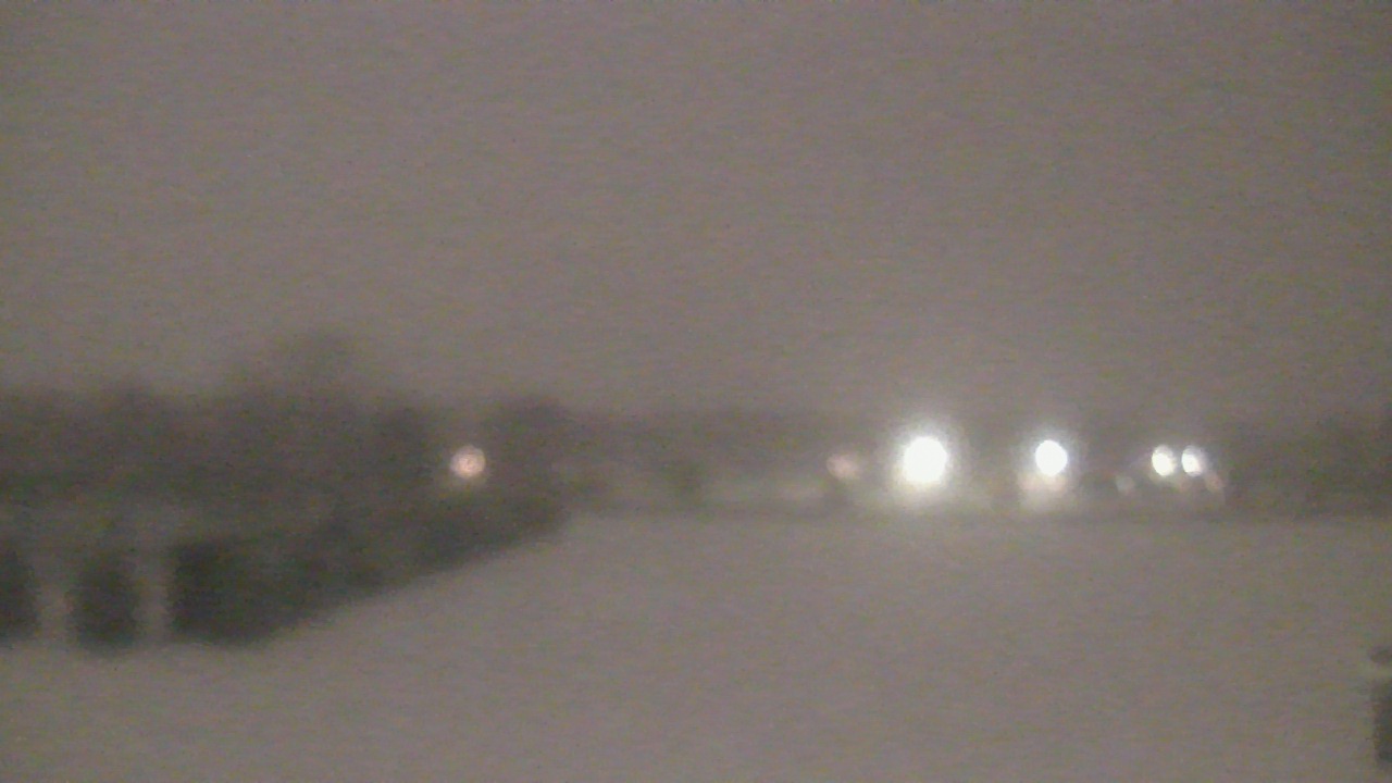Thumbnail for current weather camera view from Shepard MS in Deerfield, Illinois