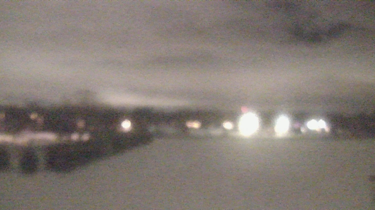 Thumbnail for current weather camera view from Shepard MS in Deerfield, Illinois