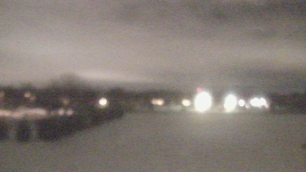 Thumbnail for current weather camera view from Shepard MS in Deerfield, Illinois