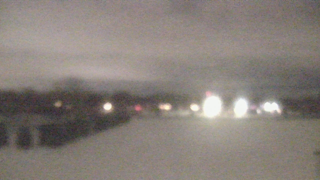 Thumbnail for current weather camera view from Shepard MS in Deerfield, Illinois