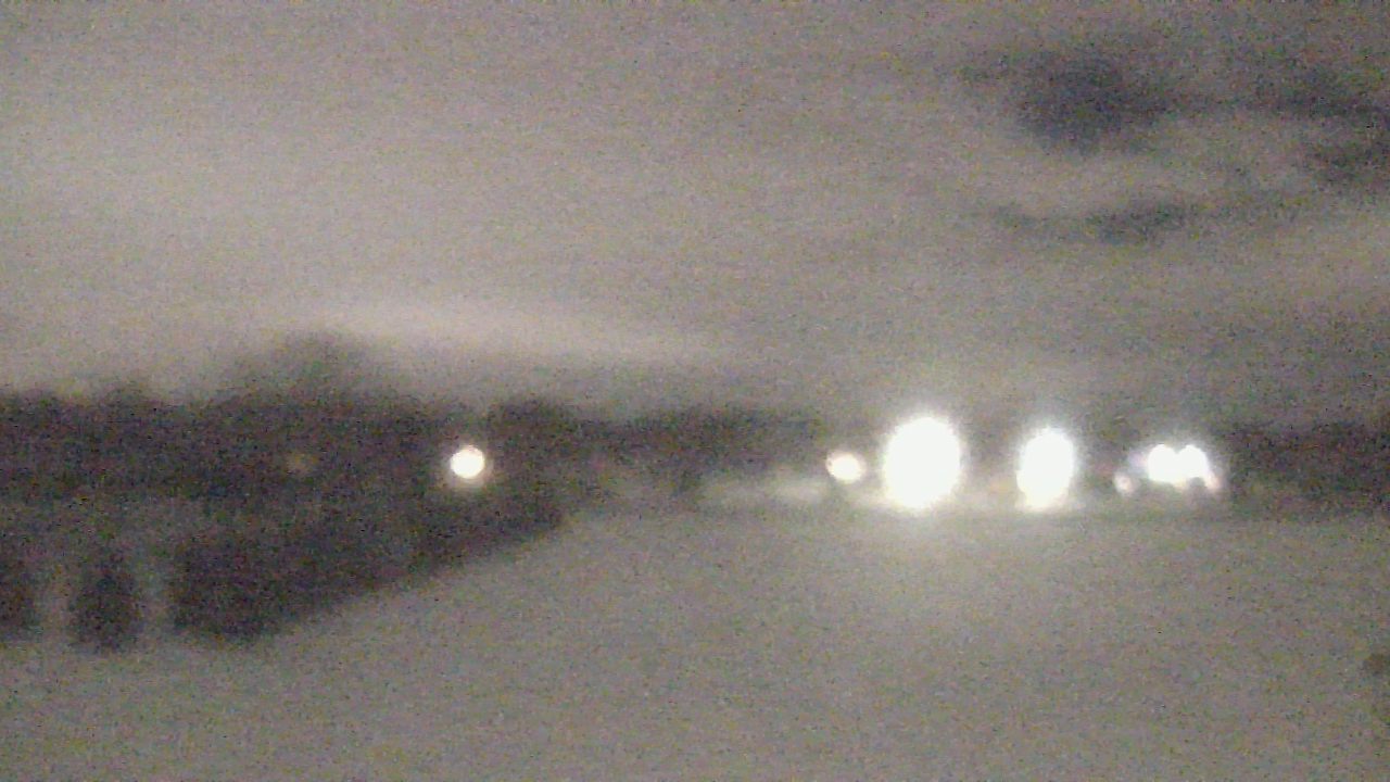 Thumbnail for current weather camera view from Shepard MS in Deerfield, Illinois