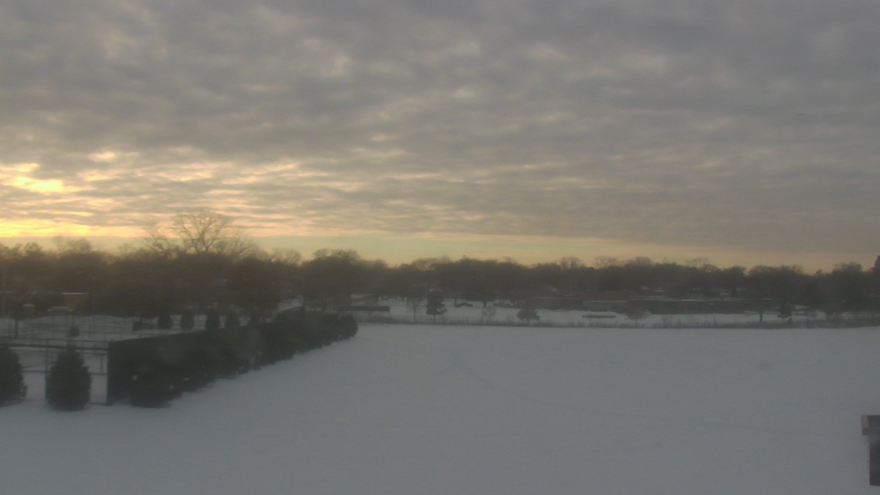 Thumbnail for current weather camera view from Shepard MS in Deerfield, Illinois