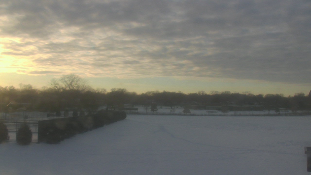 Thumbnail for current weather camera view from Shepard MS in Deerfield, Illinois