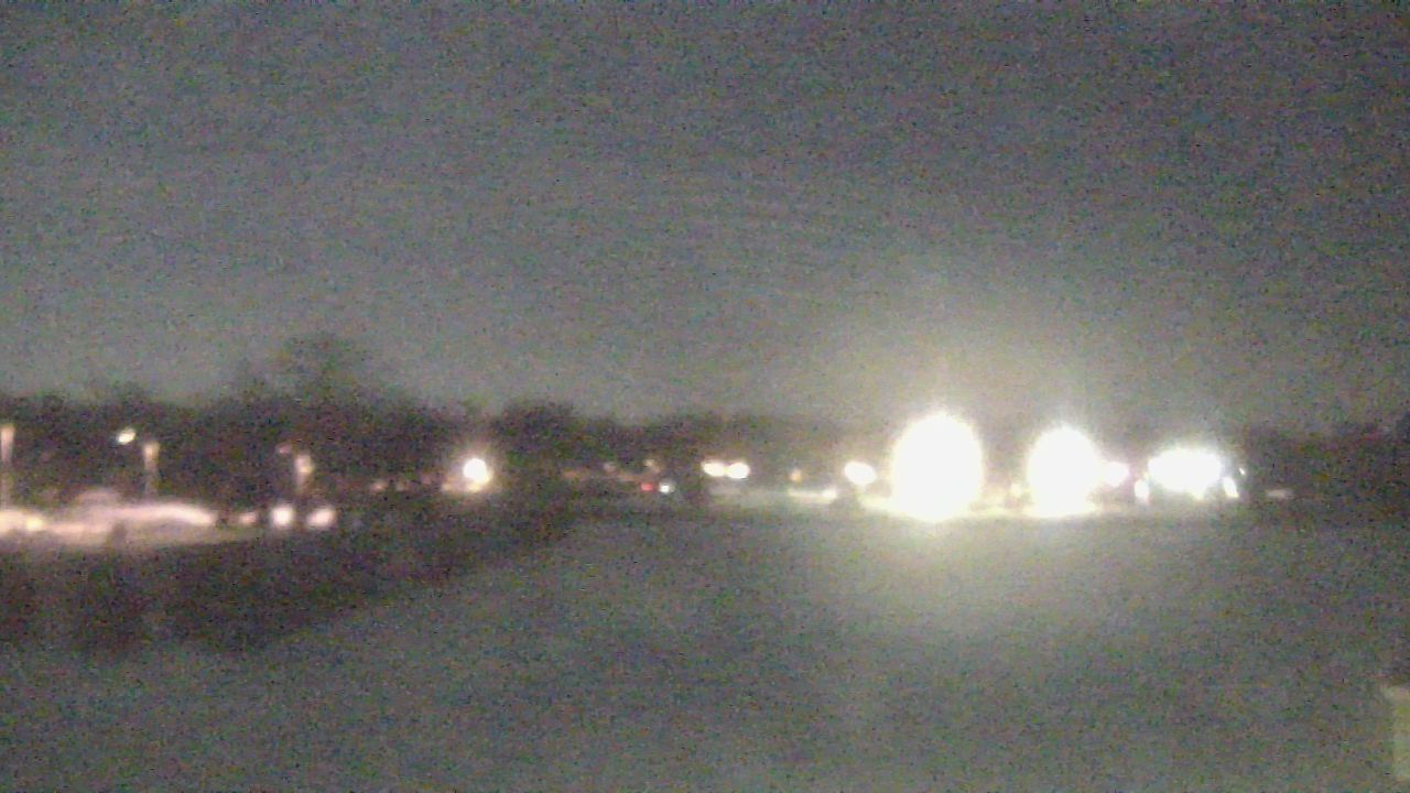 Thumbnail for current weather camera view from Shepard MS in Deerfield, Illinois