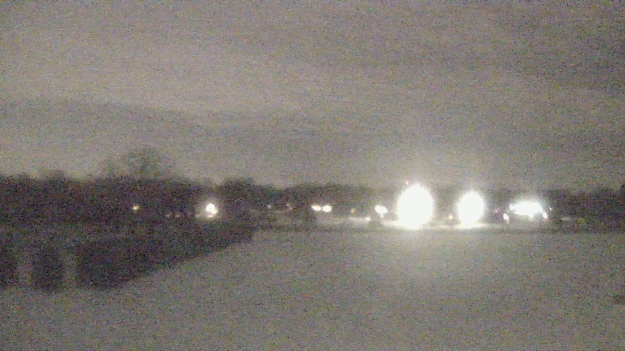 Thumbnail for current weather camera view from Shepard MS in Deerfield, Illinois