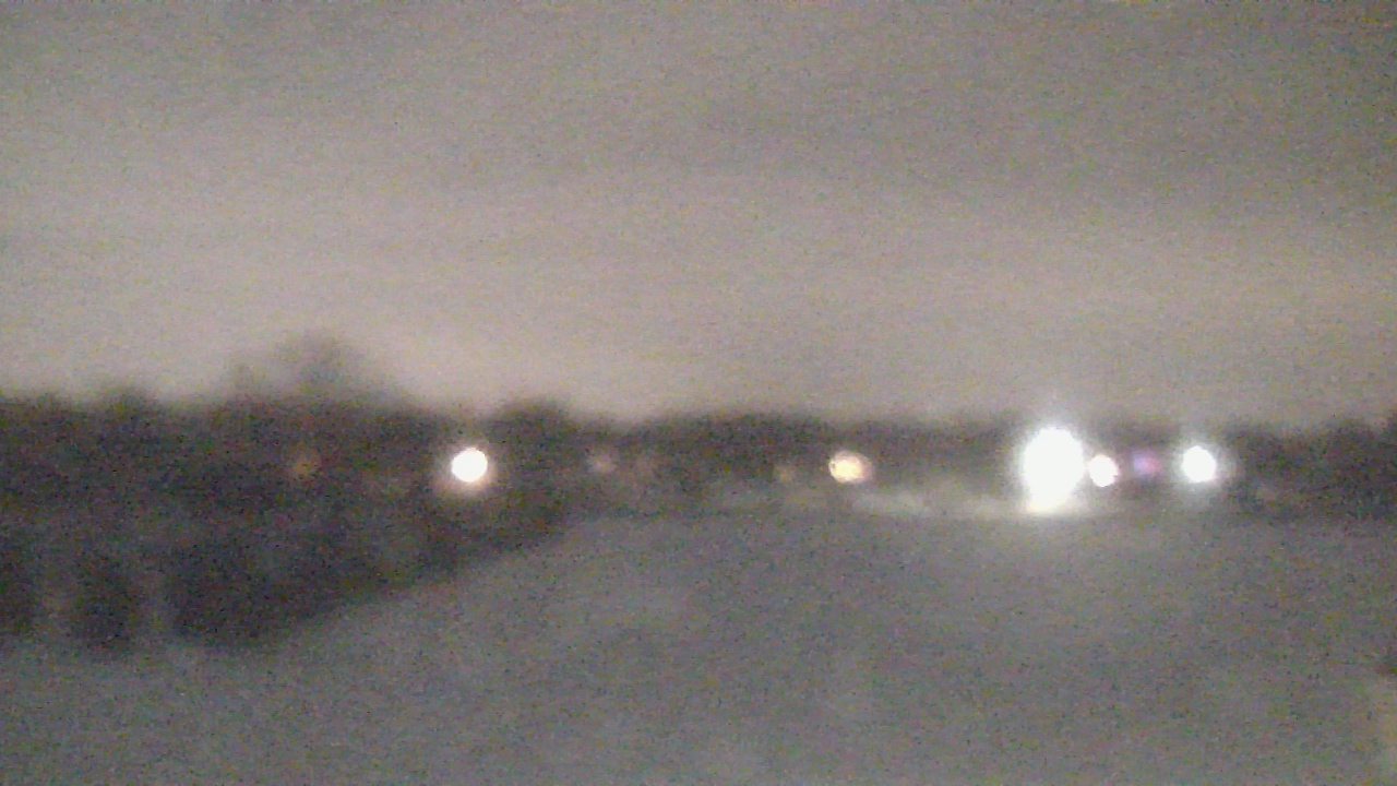 Thumbnail for current weather camera view from Shepard MS in Deerfield, Illinois