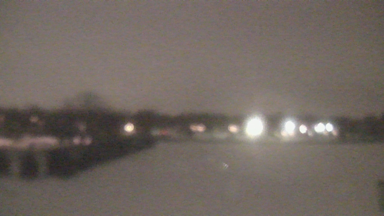 Thumbnail for current weather camera view from Shepard MS in Deerfield, Illinois